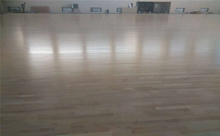 體育木地板安裝物料準備些什么？
