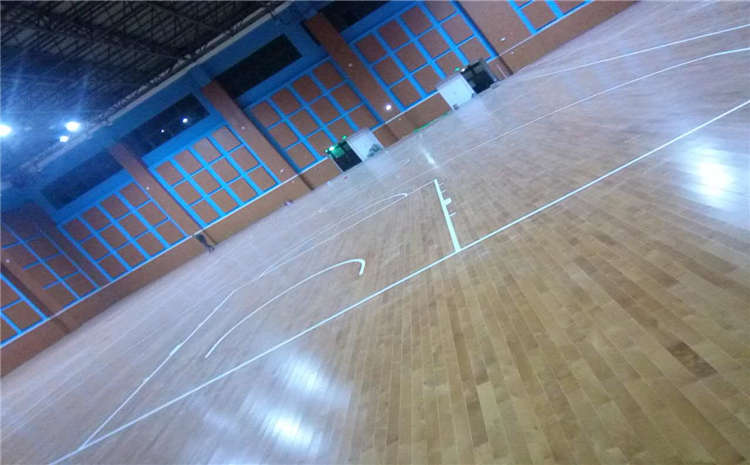 舞蹈室木地板安裝