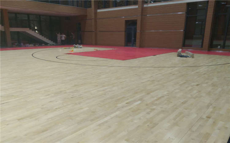 楓木籃球木地板、柞木籃球館運動(dòng)木地板區別