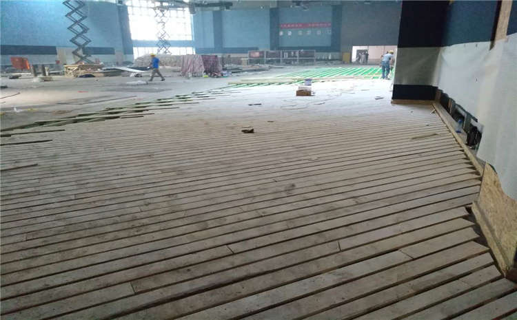 指接板NBA籃球場(chǎng)木地板板式龍骨結構