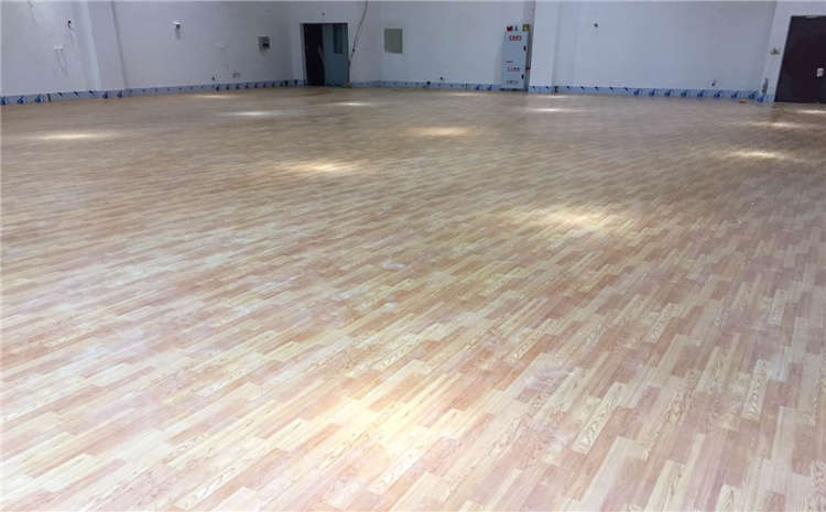 內蒙古楓樺木運動(dòng)木地板大全
