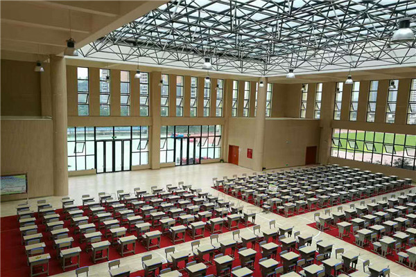 四川瀘州市敘永縣城西實(shí)驗學(xué)校運動(dòng)木地板鋪設工程案例-6