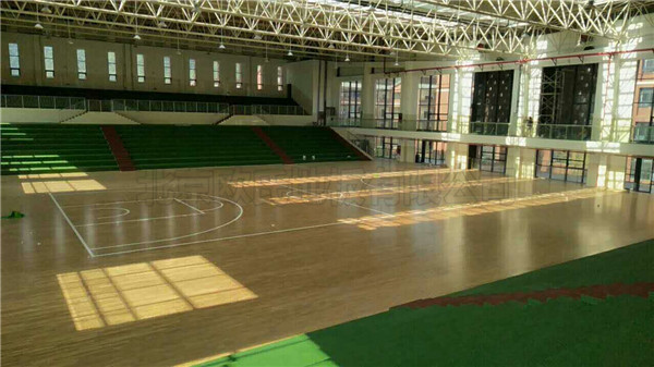 貴州省遵義市習水縣**中學(xué)籃球館木地板案例