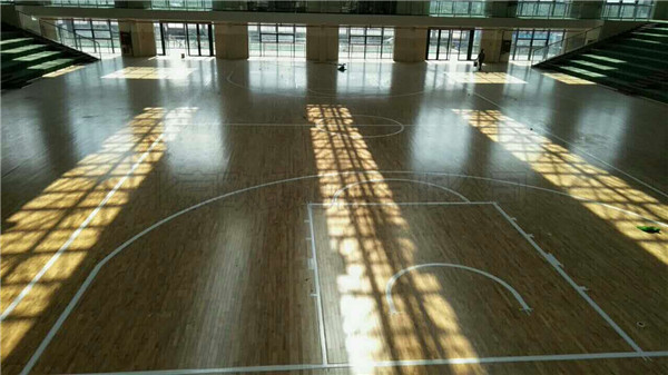 貴州省遵義市習水縣**中學(xué)籃球館木地板案例