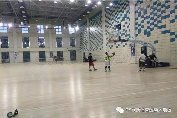 貴州省荔波體育館運動(dòng)木地板工程案例