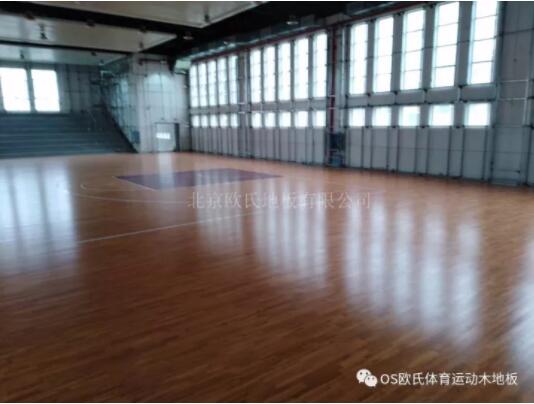 長(cháng)沙市明德啟南中學(xué)體育館木地板成功案例