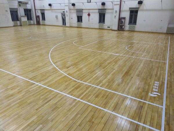 運動(dòng)地板翻新.jpg