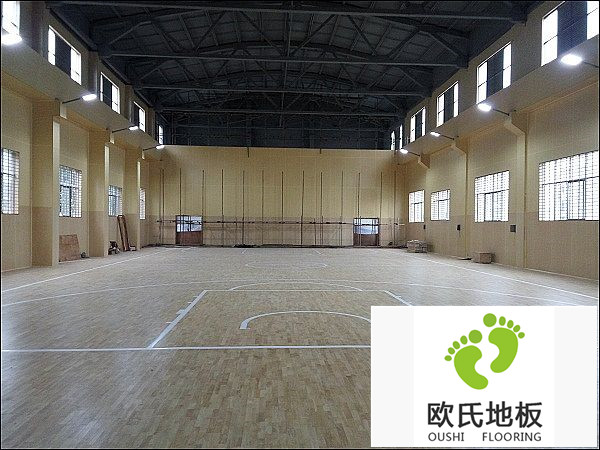 湖南郴州第十八完小實(shí)木運動(dòng)地板案例